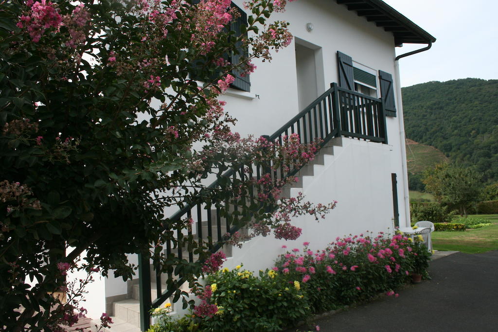 Chambres D'Hotes Chez Pascaline Ispoure Exterior photo